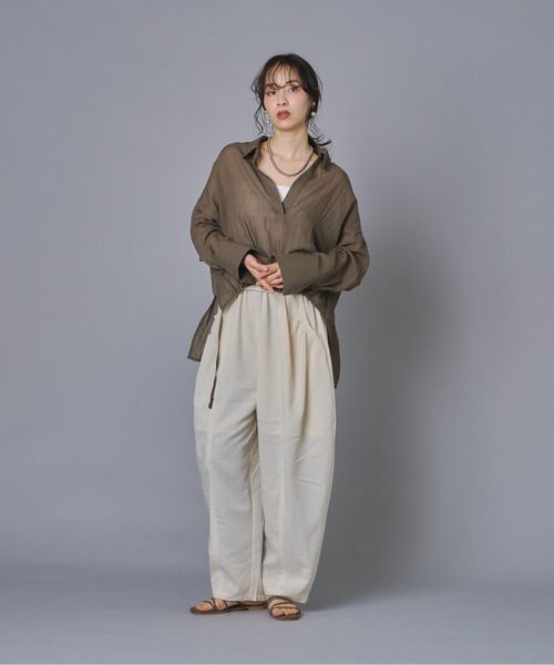 terrace（テラス）の「ドロストヘムスキッパーガーゼブラウス（シャツ/ブラウス・レディース・ブラック/ブラウン/オフホワイト・FREE）」の18枚目の写真