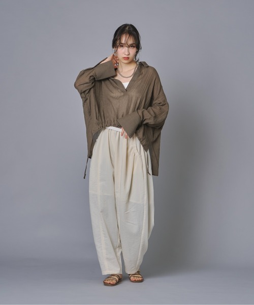terrace（テラス）の「ドロストヘムスキッパーガーゼブラウス（シャツ/ブラウス・レディース・ブラック/ブラウン/オフホワイト・FREE）」の20枚目の写真