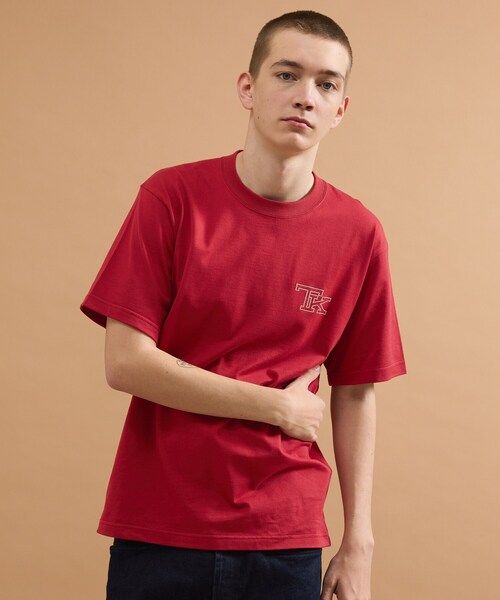 40ｃｔ＆525（フォーティーカラッツアンドゴーニーゴ）の「【Sサイズ～】TKワンポイント刺繍半袖Tシャツ（Tシャツ/カットソー・メンズ・ベージュ/ワインレッド・01/04/03/02）」の2枚目の写真