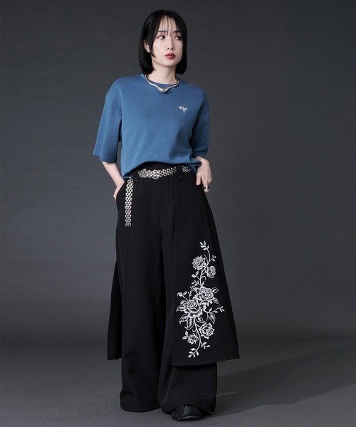 Ellno Loset(エルノロゼット)の「2wayフラワー刺繍ラップワイドパンツ(スラックス・メンズ・ブラック/グレー・LARGE/MEDIUM/SMALL/X-SMALL)」の17枚目の写真