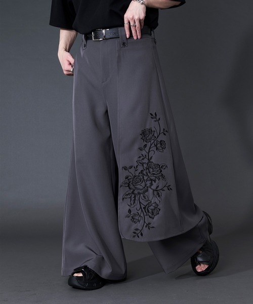 Ellno Loset(エルノロゼット)の「2wayフラワー刺繍ラップワイドパンツ(スラックス・メンズ・ブラック/グレー・LARGE/MEDIUM/SMALL/X-SMALL)」の3枚目の写真