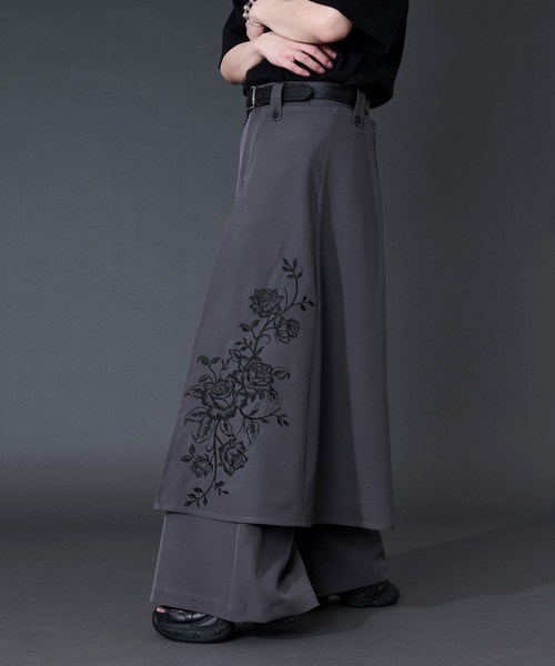 Ellno Loset(エルノロゼット)の「2wayフラワー刺繍ラップワイドパンツ(スラックス・メンズ・ブラック/グレー・LARGE/MEDIUM/SMALL/X-SMALL)」の5枚目の写真