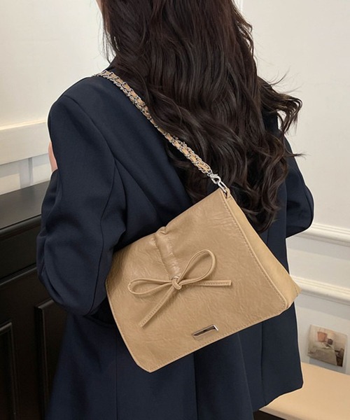 WESTSEA（ウエストシー）の「リボンデザイン チェーンショルダーバッグ（ショルダーバッグ・レディース・ブラック/ベージュ/ワイン/オフホワイト/ブラウン・FREE）」の5枚目の写真