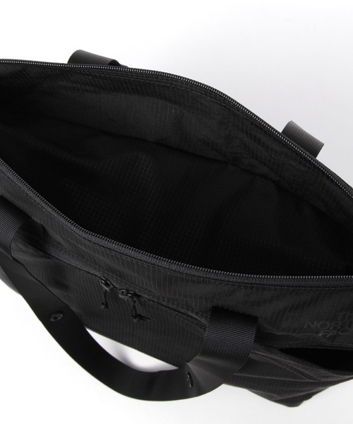 THE NORTH FACE(ザノースフェイス)の「【THE NORTH FACE(ザ・ノース・フェイス)】RAFTER トートバッグ(ハンドバッグ・メンズ・その他1/ブラック・FREE)」の7枚目の写真
