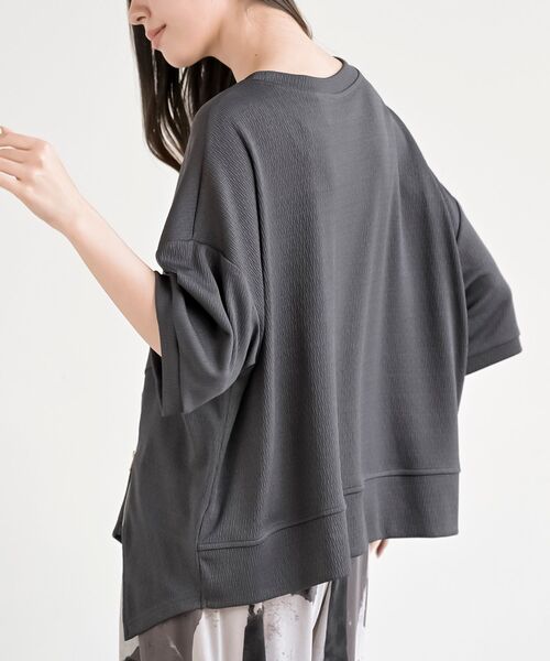 rps(アールピーエス)の「カット楊柳フロントZIP変形T(Tシャツ/カットソー・レディース・オレンジ/ブラック/チャコールグレー・フリー)」の10枚目の写真