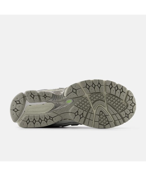 NEW BALANCE（ニューバランス）の「New Balance 1906R（ニューバランス ナインティーンオーシックス アール）（スニーカー・メンズ・グレー系・24cm/23.5cm/23cm/27cm/26.5cm/26cm/25.5cm/25cm/24.5cm/30cm/29cm/28.5cm/28cm/27.5cm）」の4枚目の写真