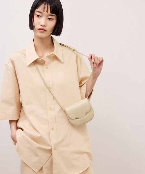 ADAM ET ROPE'(アダムエロペ)の「【PFT】Flap Mini Shoulder Bag(ショルダーバッグ・レディース・ベージュ・FREE)」の17枚目の写真
