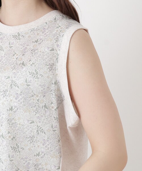one'sterrace(ワンズテラス)の「花柄プリント 天竺切替 タンクトップ(Tシャツ/カットソー・レディース・ネイビー系5/ホワイト系9/アイボリー系8・02)」の12枚目の写真