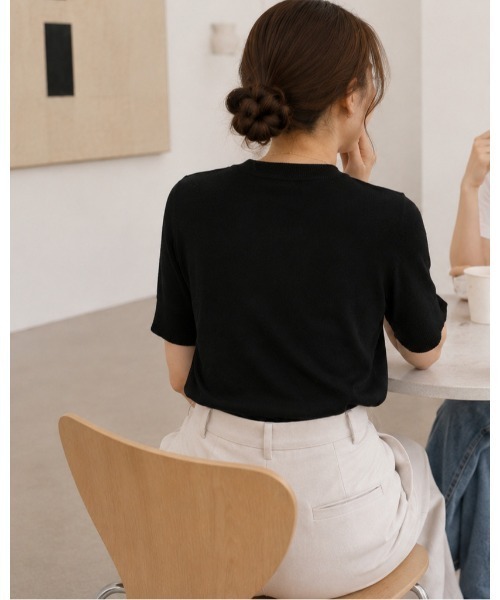 FAZVY(ファズビー)の「クルーネック五分袖ニット(Tシャツ/カットソー・レディース・ブラック/ホワイト・M)」の17枚目の写真