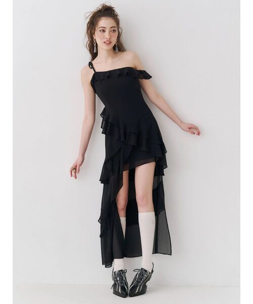 EVRIS(エヴリス)の「【SNS万バズワンピ】フリルショルダーアシンメトリーロングワンピース 夏服(ワンピース・レディース・ベージュ/ブラック・MEDIUM/SMALL)」の12枚目の写真