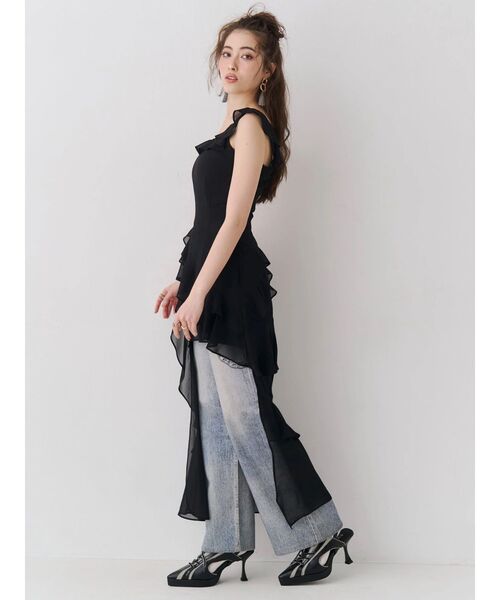EVRIS(エヴリス)の「【SNS万バズワンピ】フリルショルダーアシンメトリーロングワンピース 夏服(ワンピース・レディース・ベージュ/ブラック・MEDIUM/SMALL)」の17枚目の写真