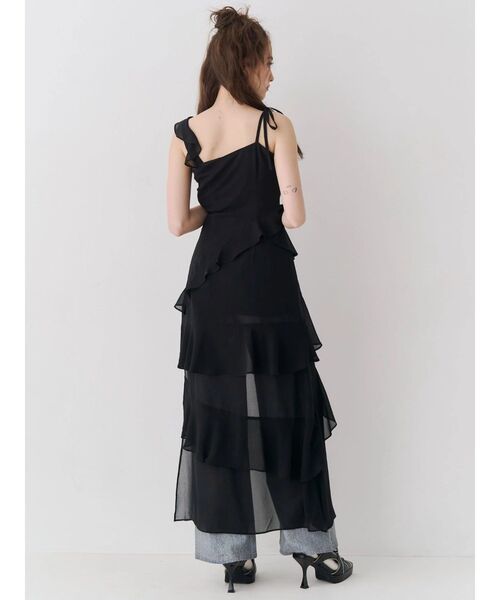 EVRIS(エヴリス)の「【SNS万バズワンピ】フリルショルダーアシンメトリーロングワンピース 夏服(ワンピース・レディース・ベージュ/ブラック・MEDIUM/SMALL)」の18枚目の写真