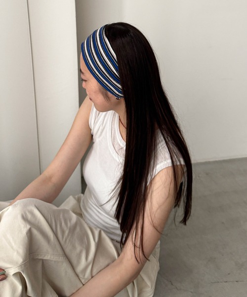 CANAL JEAN(キャナルジーン)の「Lakey Park ボーダーリブヘアバンド(ヘアバンド・レディース・ネイビー/グレー・ONE SIZE)」の2枚目の写真