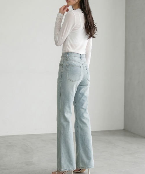 Nulli(ヌリ)の「フレアデニムパンツ(デニムパンツ・レディース・ブルー/ブラック/ワンウォッシュ・MEDIUM/SMALL)」の14枚目の写真