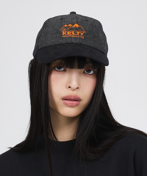 KELTY（ケルティ）の「【KELTY / ケルティ】 エンブロイダリー ロゴキャップ / KE26215059/5058（キャップ・メンズ・ブラウン/レッド系その他/グリーン系その他/ブラック・フリー）」の2枚目の写真