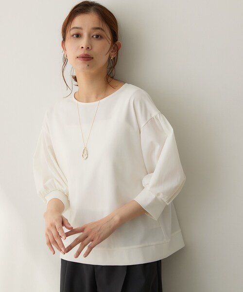 UNTITLED(アンタイトル)の「【楽にきれい見え/体型カバー】パフスリーブジャージトップス(Tシャツ/カットソー・レディース・ブラック/ナチュラル/オフホワイト・00/02/04/48/50/44)」の5枚目の写真