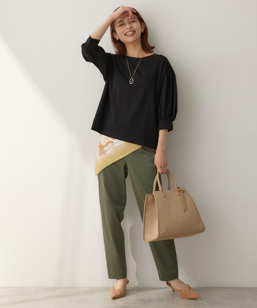 UNTITLED(アンタイトル)の「【楽にきれい見え/体型カバー】パフスリーブジャージトップス(Tシャツ/カットソー・レディース・ブラック/ナチュラル/オフホワイト・00/02/04/48/50/44)」の11枚目の写真