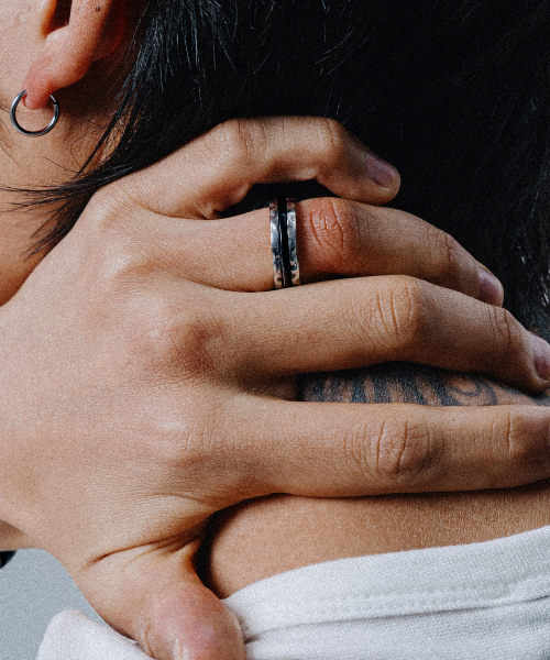 SCALETTOBLACK（スカーレットブラック）の「WSM012 Rough Black Line Ring（リング・レディース・その他・8/9）」の5枚目の写真