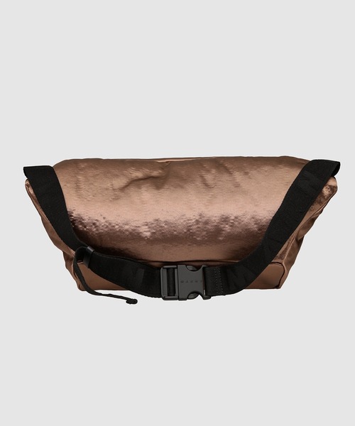 MARNI（マルニ）の「PUFF / ボディバッグ（ボディバッグ/ウエストポーチ・レディース・ブラウン・ONE SIZE）」の2枚目の写真