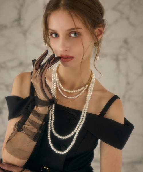 ROYAL PARTY(ロイヤルパーティー)の「オフショルペプラムトップス(シャツ/ブラウス・レディース・ベージュ/ブラック/グレー・FREE)」の14枚目の写真