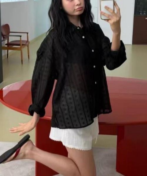 semplice（センプリチェ）の「シャツ【韓国ファッション】（シャツ/ブラウス・レディース・ブラック/ホワイト・F）」の7枚目の写真