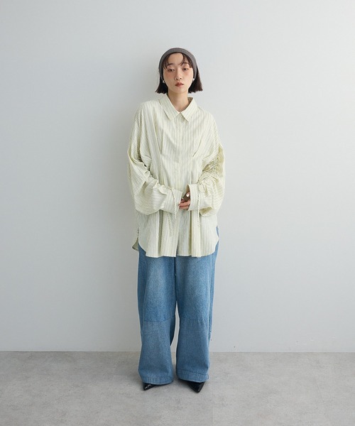 Green Parks(グリーンパークス)の「【WEB限定】ドロストシャーリングウエストタックシャツⅡ(シャツ/ブラウス・レディース・チャコールグレー/サックスブルー/ブルー/アイボリー/ブラウン・FREE)」の11枚目の写真
