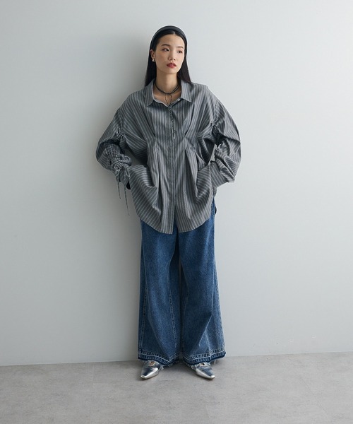 Green Parks(グリーンパークス)の「【WEB限定】ドロストシャーリングウエストタックシャツⅡ(シャツ/ブラウス・レディース・チャコールグレー/サックスブルー/ブルー/アイボリー/ブラウン・FREE)」の14枚目の写真