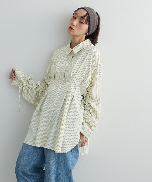 Green Parks(グリーンパークス)の「【WEB限定】ドロストシャーリングウエストタックシャツⅡ(シャツ/ブラウス・レディース・チャコールグレー/サックスブルー/ブルー/アイボリー/ブラウン・FREE)」の13枚目の写真