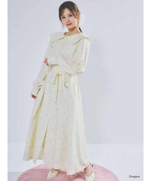 dazzlin(ダズリン)の「【ちいかわ/dazzlin specialcollection】フラワーパターンワンピース(ワンピース・レディース・イエロー/ブルー/ピンク・FREE)」の5枚目の写真