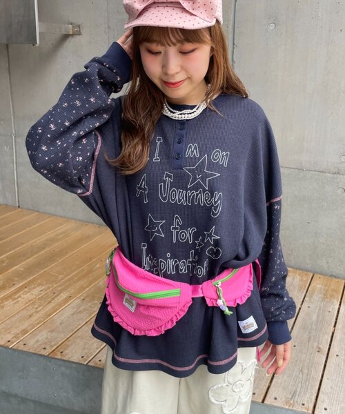 HELLO.SANFRANCISCO(ハローサンフランシスコ)の「【HELLO.SANFRANCISCO】花柄プリントワッフルヘンリーTEE(Tシャツ/カットソー・レディース・ネイビー/アイボリー・ONE SIZE)」の14枚目の写真