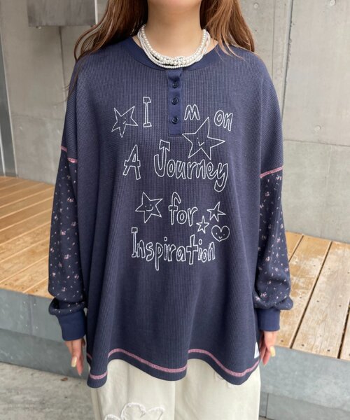 HELLO.SANFRANCISCO(ハローサンフランシスコ)の「【HELLO.SANFRANCISCO】花柄プリントワッフルヘンリーTEE(Tシャツ/カットソー・レディース・ネイビー/アイボリー・ONE SIZE)」の20枚目の写真