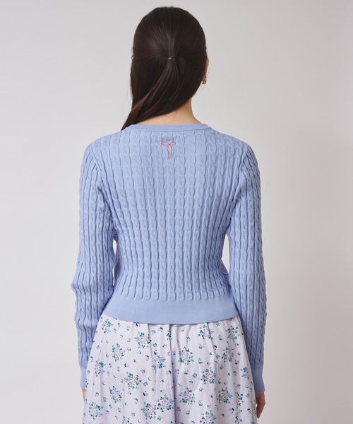 Cath Kidston(キャスキッドソン)の「ローズエンブロイダリー ケーブルニットカーディガン School of Joy(ニット/セーター・レディース・アイボリー/ブルー/ピンク/レッド/ブラウン・FREE)」の14枚目の写真