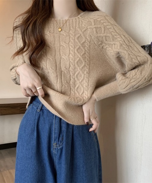 LUCPY（ラクピー）の「ケーブル編みボートネックニットプルオーバー（その他トップス・レディース・ホワイト/ベージュ/ブラック/キャメル/グリーン/レッド・FREE）」の3枚目の写真