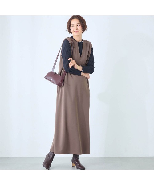 Belle Maison(ベルメゾン)の「体型カバーも叶うジャンスカ【乾燥機OK】(ジャンパースカート・レディース・ブラック/グレイッシュブルー/モカ・3L/LL/L/M/S)」の11枚目の写真
