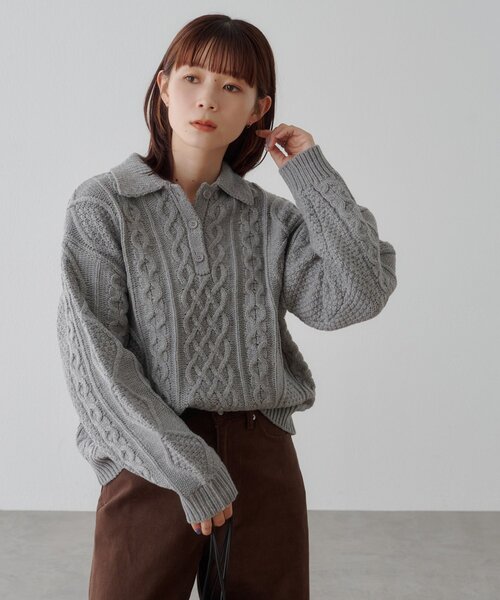 DISCOAT（ディスコート）の「【WEB限定】ケーブルポロニットプルオーバー（ニット/セーター・レディース・グレー/ネイビー/アイボリー・FREE）」の21枚目の写真