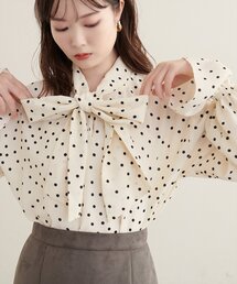 とろみ素材ボウタイブラウス