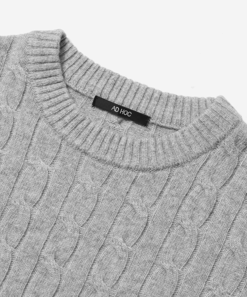 ADHOC(アドホック)の「レディース ラウンドネック ケーブルニット (L-M-GREY) (HCALKA7)(ニット/セーター・レディース・その他・FREE)」の3枚目の写真