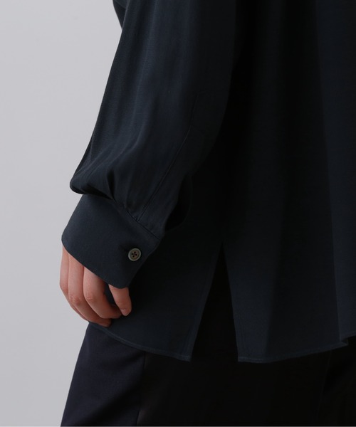 YLEVE(イレーヴ)の「YLEVE / RAYON DE CHINE SHIRT(シャツ/ブラウス・レディース・グレー/イエロー・1/0)」の10枚目の写真