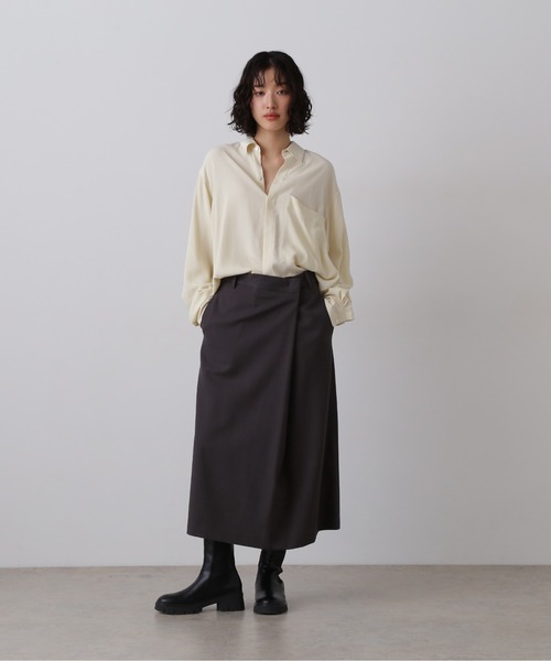YLEVE(イレーヴ)の「YLEVE / RAYON DE CHINE SHIRT(シャツ/ブラウス・レディース・グレー/イエロー・1/0)」の5枚目の写真