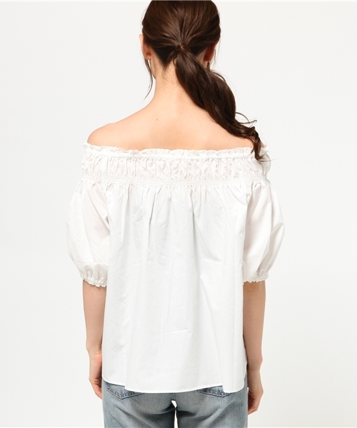 E hyphen world gallery（イーハイフンワールドギャラリー）の「・5Sシャーリングオフショルダーブラウス（シャツ/ブラウス・レディース・ネイビー/ボルドー/オフホワイト/オレンジ系その他・F）」の7枚目の写真