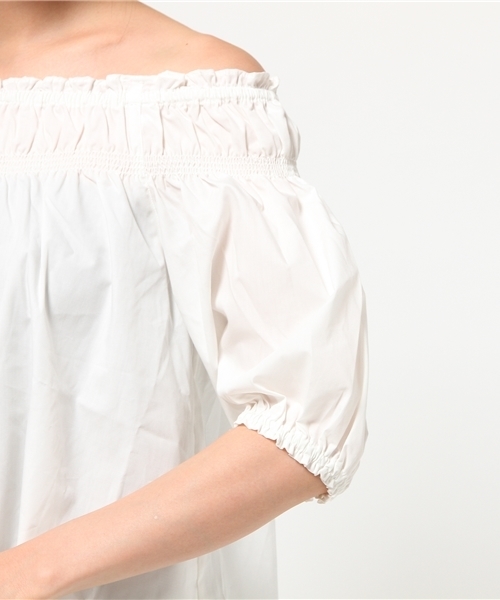 E hyphen world gallery（イーハイフンワールドギャラリー）の「・5Sシャーリングオフショルダーブラウス（シャツ/ブラウス・レディース・ネイビー/ボルドー/オフホワイト/オレンジ系その他・F）」の9枚目の写真