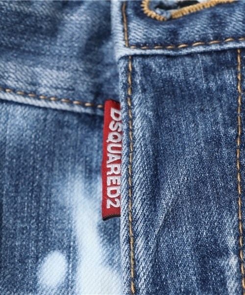 DSQUARED2（ディースクエアード）の「SHORTS /GLAM HEAD SHORT /BLEACHED WASH（デニムパンツ・メンズ・インディゴブルー・46/48/50/44）」の11枚目の写真
