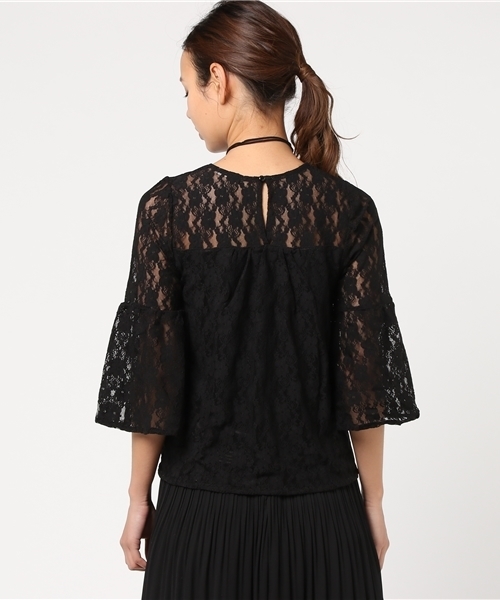 Honeys（ハニーズ）の「チョーカー付きレースプルオーバー（Tシャツ/カットソー・レディース・ブラック/オフホワイト/ピンク・L/S/M）」の6枚目の写真