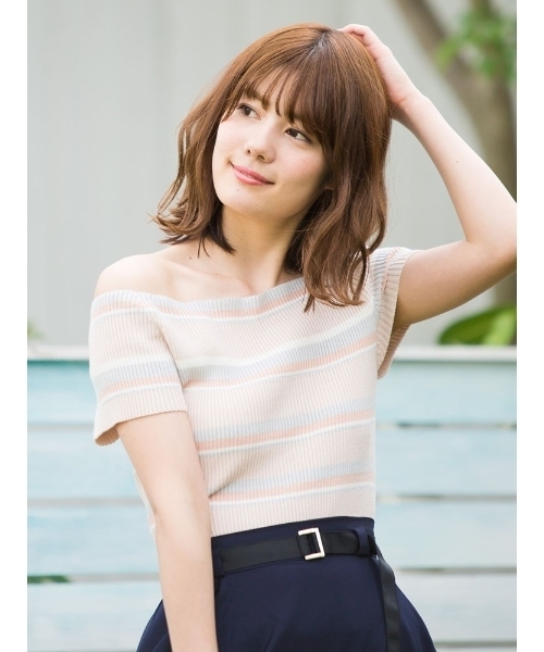 MERCURYDUO(マーキュリーデュオ)の「マルチボーダーオフショルリブニット(ニット/セーター・レディース・アイボリー/ベビーピンク/マスタード/ネイビー・FREE)」の4枚目の写真