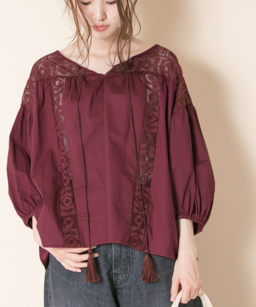 URBAN RESEARCH（アーバンリサーチ）の「幾何レース切替ブラウス（シャツ/ブラウス・レディース・ボルドー/オフホワイト/ブラック・FREE）」の4枚目の写真