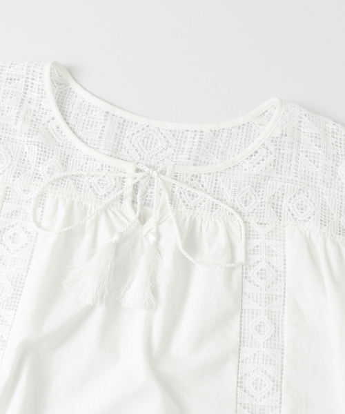 URBAN RESEARCH（アーバンリサーチ）の「幾何レース切替ブラウス（シャツ/ブラウス・レディース・ボルドー/オフホワイト/ブラック・FREE）」の18枚目の写真