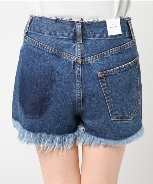 MOUSSY（マウジー）の「NO WAIST DENIM SHORTS（デニムパンツ・レディース・ブルー/ライトブルー/ワンウォッシュ・0/1/2）」の14枚目の写真