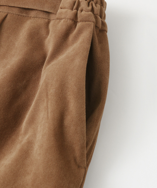 URBAN RESEARCH（アーバンリサーチ）の「サテンムースタックスカート（スカート・レディース・ネイビー/カーキ/キャメル・FREE）」の20枚目の写真