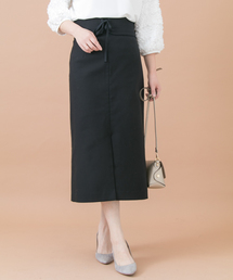 ベルト付きタイトスカート