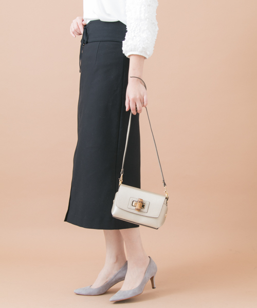 URBAN RESEARCH ROSSO WOMEN（アーバンリサーチ　ロッソ）の「ベルト付きタイトスカート（スカート・レディース・ベージュ/ブラック・36/38）」の16枚目の写真